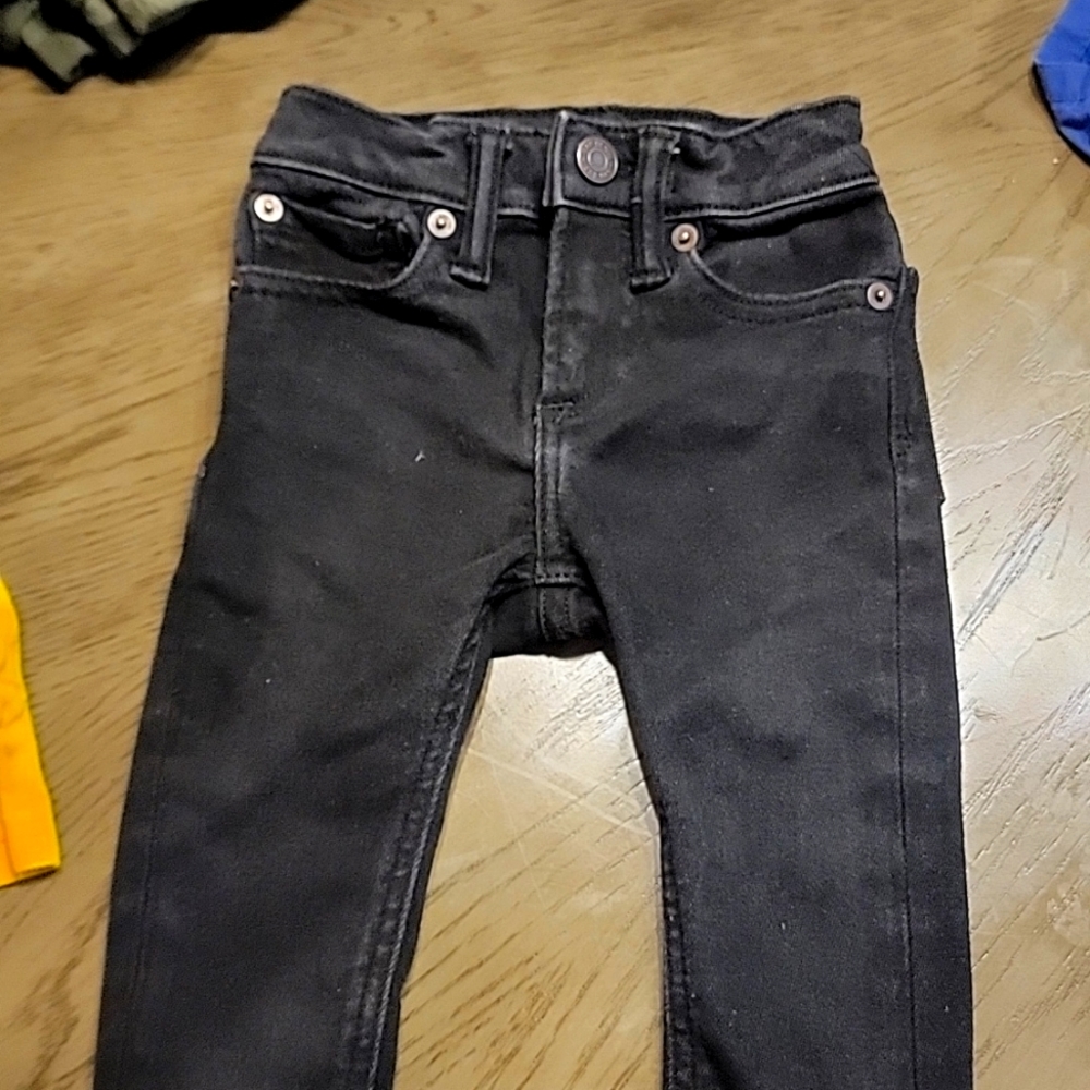 Gap black skinny jeans